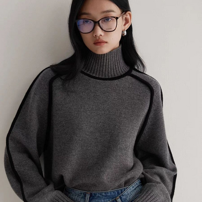 Emily | Soft Cashmere Turtleneck